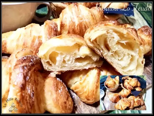 Cornetti fatti in casa, fragranti e dorati, con un interno soffice e sfogliato. Perfetti per la colazione o una pausa golosa.