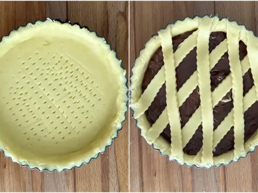 Due immagini affiancate: una crostata con crema pasticcera vuota e forata, l'altra con ripieno di crema al cioccolato e decorazione a griglia.